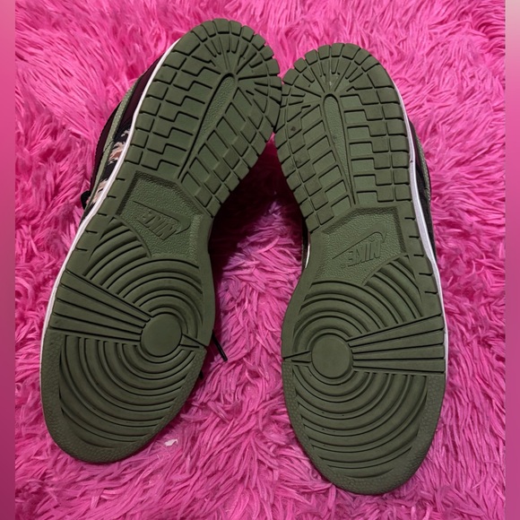 Nike Dunk Low Crazy Mult-Camo Sneakers - Picture 3 of 5